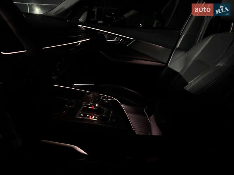 Внедорожник / Кроссовер Audi Q7 2016 в Тячеве фото 26 Внедорожник / Кроссовер Audi Q7 2016 в Тячеве