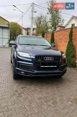 Внедорожник / Кроссовер Audi Q7 2012 в 
