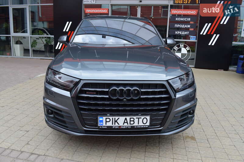 Позашляховик / Кросовер Audi Q7 2018 в Львові