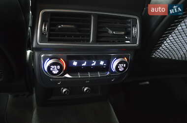 Внедорожник / Кроссовер Audi Q7 2018 в 