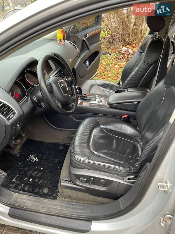 Внедорожник / Кроссовер Audi Q7 2006 в Львове