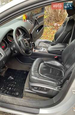 Внедорожник / Кроссовер Audi Q7 2006 в 