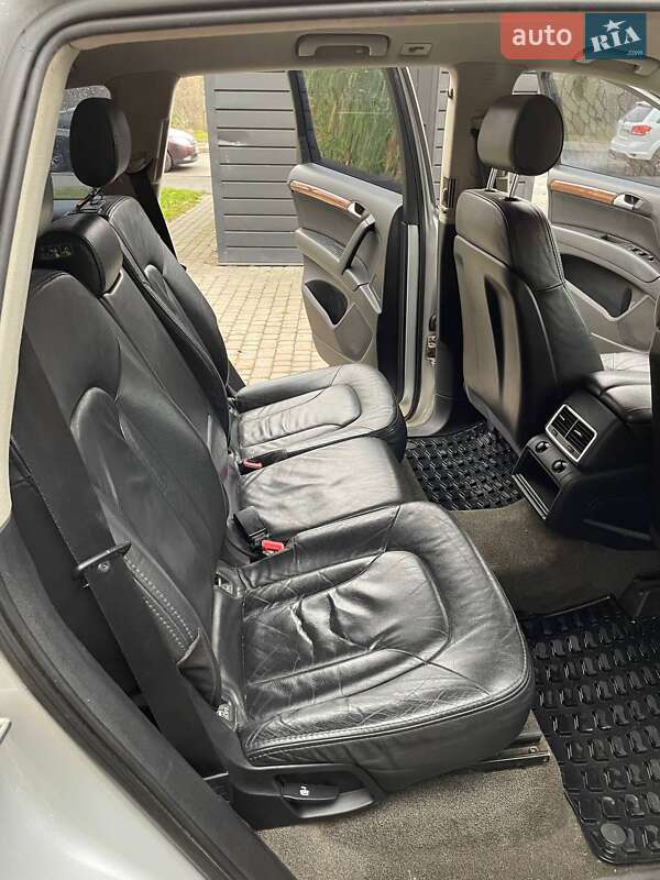 Внедорожник / Кроссовер Audi Q7 2006 в Львове