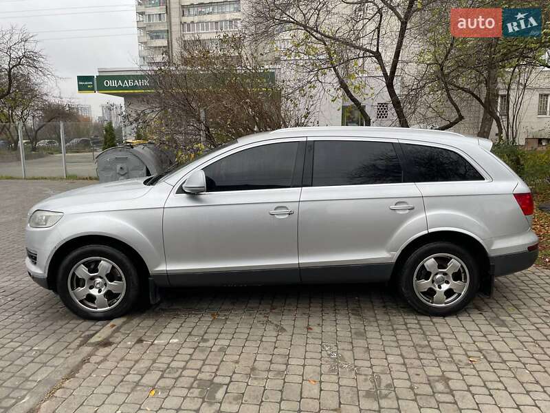 Внедорожник / Кроссовер Audi Q7 2006 в Львове