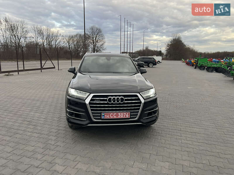 Позашляховик / Кросовер Audi Q7 2016 в Тернополі