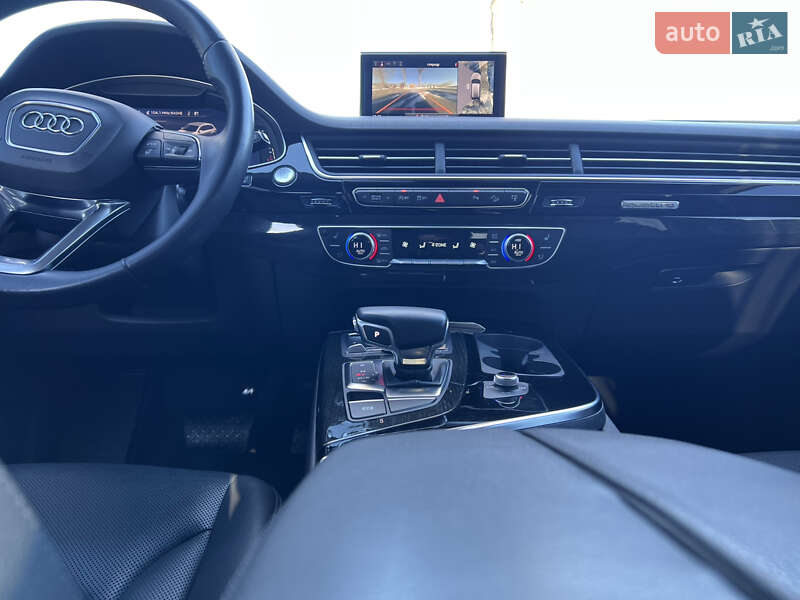 Позашляховик / Кросовер Audi Q7 2016 в Тернополі