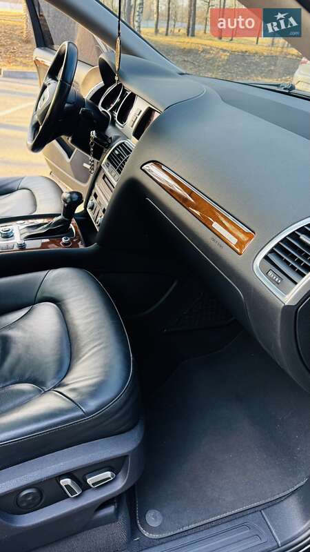 Внедорожник / Кроссовер Audi Q7 2015 в Киеве фото 16 Внедорожник / Кроссовер Audi Q7 2015 в Киеве