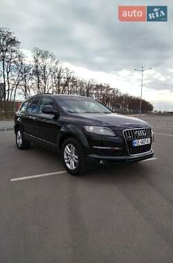 Внедорожник / Кроссовер Audi Q7 2006 в 