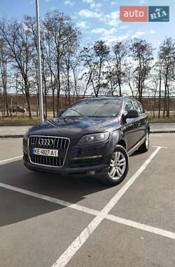 Внедорожник / Кроссовер Audi Q7 2006 в 