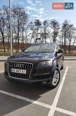 Внедорожник / Кроссовер Audi Q7 2006 в 