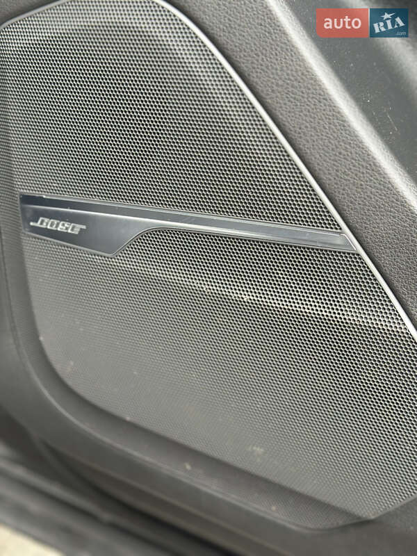 Позашляховик / Кросовер Audi Q7 2016 в Полтаві