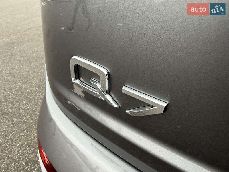 Позашляховик / Кросовер Audi Q7 2016 в Полтаві