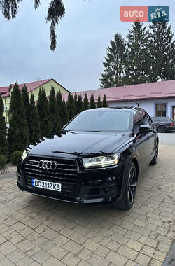 Позашляховик / Кросовер Audi Q7 2019 в 