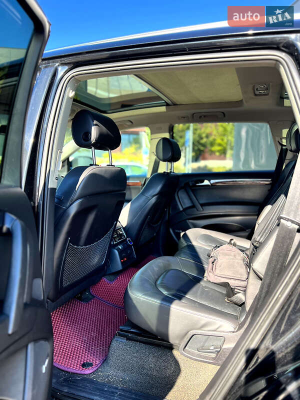 Внедорожник / Кроссовер Audi Q7 2007 в Рахове