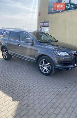 Внедорожник / Кроссовер Audi Q7 2012 в 