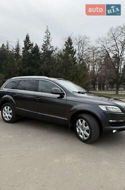 Внедорожник / Кроссовер Audi Q7 2006 в Славянске