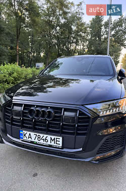 Внедорожник / Кроссовер Audi Q7 2019 в Киеве