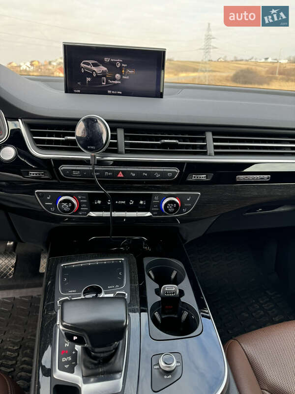 Внедорожник / Кроссовер Audi Q7 2019 в Трускавце