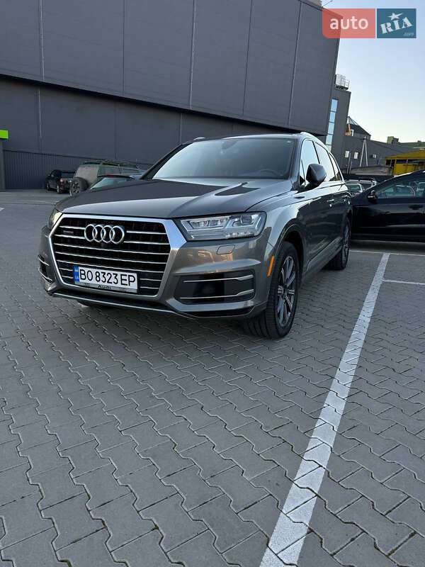 Позашляховик / Кросовер Audi Q7 2016 в Тернополі