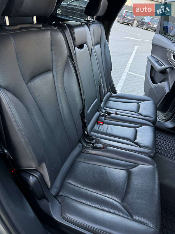Позашляховик / Кросовер Audi Q7 2016 в Тернополі