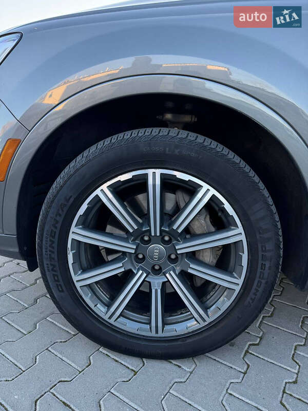 Позашляховик / Кросовер Audi Q7 2016 в Тернополі