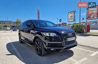 Внедорожник / Кроссовер Audi Q7 2015 в 