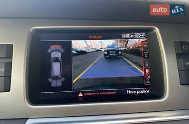 Внедорожник / Кроссовер Audi Q7 2015 в 