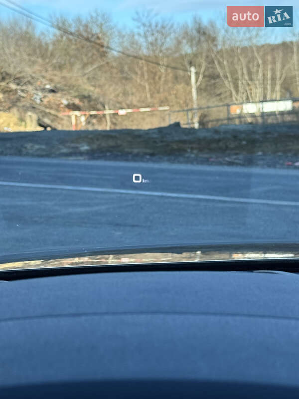 Позашляховик / Кросовер Audi Q7 2017 в Ужгороді