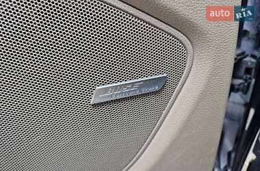 Внедорожник / Кроссовер Audi Q7 2012 в 