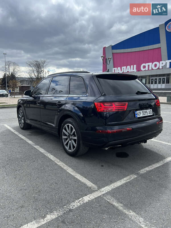Внедорожник / Кроссовер Audi Q7 2016 в Запорожье