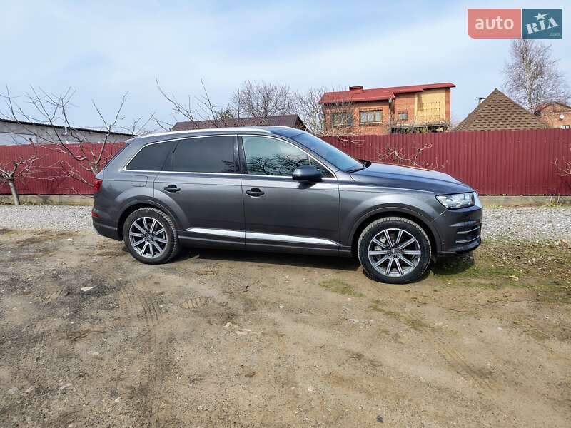 Позашляховик / Кросовер Audi Q7 2018 в Дніпрі фото 4 Позашляховик / Кросовер Audi Q7 2018 в Дніпрі