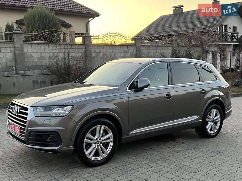 Audi Q7 2015
