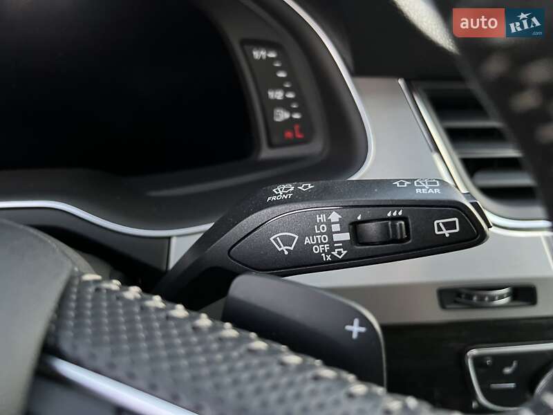 Внедорожник / Кроссовер Audi Q7 2015 в Ровно