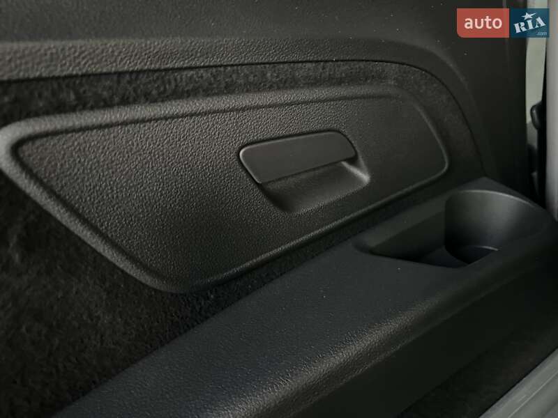 Внедорожник / Кроссовер Audi Q7 2015 в Ровно