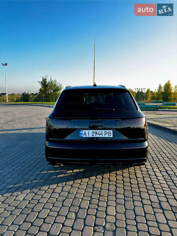 Внедорожник / Кроссовер Audi Q7 2017 в Ровно фото 5 Внедорожник / Кроссовер Audi Q7 2017 в Ровно