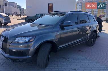 Внедорожник / Кроссовер Audi Q7 2014 в 