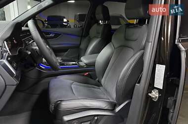 Внедорожник / Кроссовер Audi Q7 2024 в 