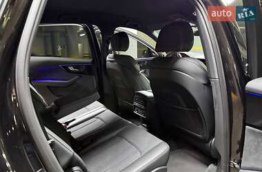 Внедорожник / Кроссовер Audi Q7 2024 в 