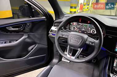 Внедорожник / Кроссовер Audi Q7 2024 в 