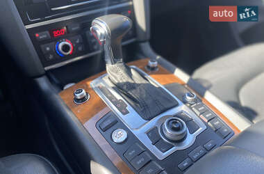 Внедорожник / Кроссовер Audi Q7 2013 в 
