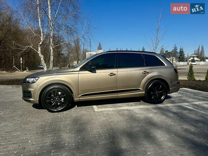 Внедорожник / Кроссовер Audi Q7 2018 в Киеве