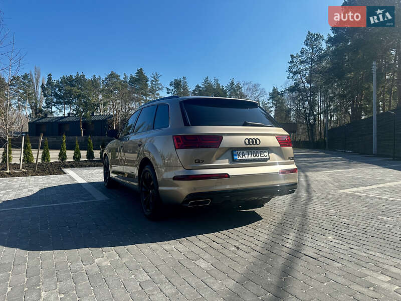 Внедорожник / Кроссовер Audi Q7 2018 в Киеве