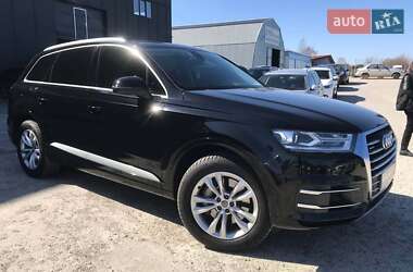 Внедорожник / Кроссовер Audi Q7 2018 в 