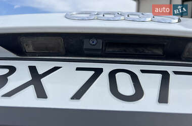Внедорожник / Кроссовер Audi Q7 2010 в 