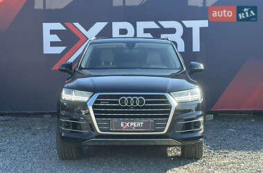 Внедорожник / Кроссовер Audi Q7 2017 в 