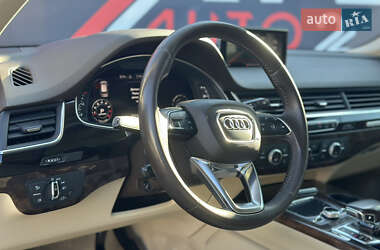 Внедорожник / Кроссовер Audi Q7 2017 в 