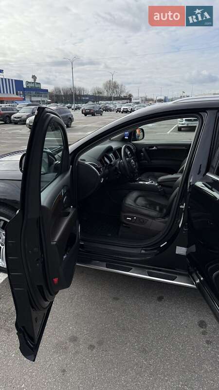 Внедорожник / Кроссовер Audi Q7 2012 в Киеве