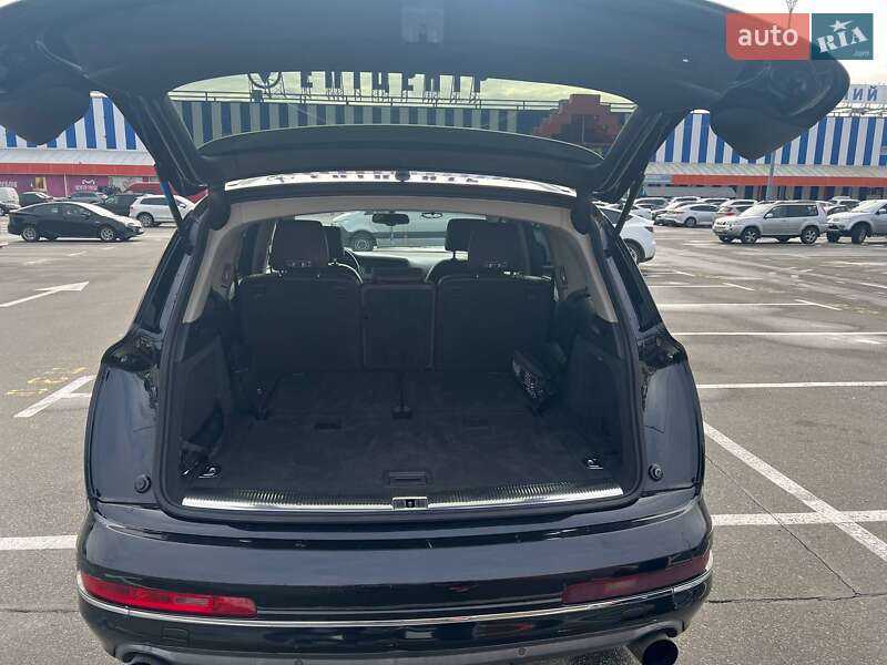 Внедорожник / Кроссовер Audi Q7 2012 в Киеве