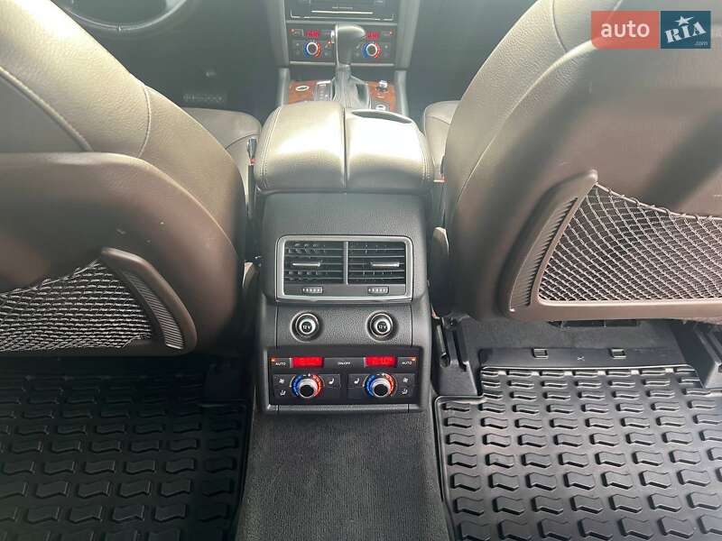 Внедорожник / Кроссовер Audi Q7 2012 в Киеве