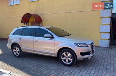 Внедорожник / Кроссовер Audi Q7 2010 в 